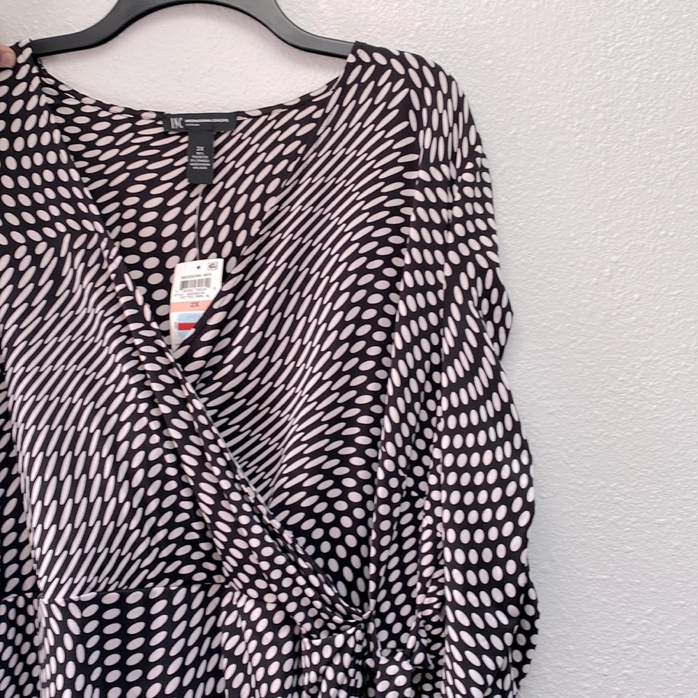 NWT Inc Women’s size 2x faux wrap dress black/white polka dot
